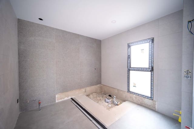 3 quarto Moradia para venda em Aguas Nuevas, Torrevieja com piscina - 850 000 € (Ref: 7441358)