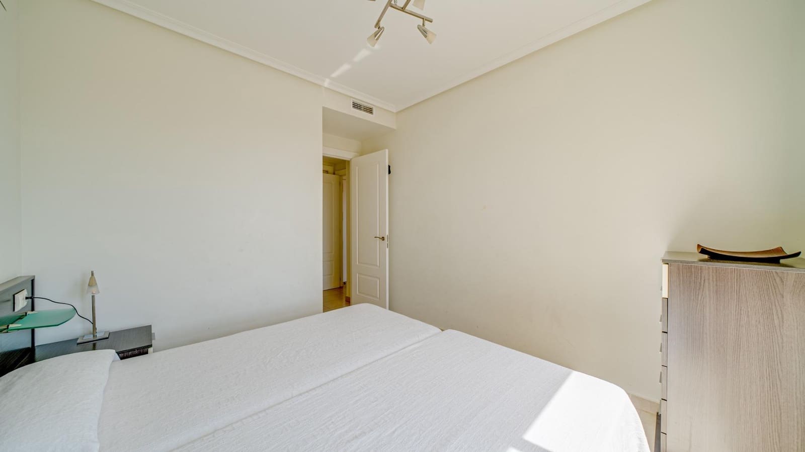 1 soveværelse Lejlighed til salg i Benidorm med swimmingpool - € 315.000 (Ref: 7446587)