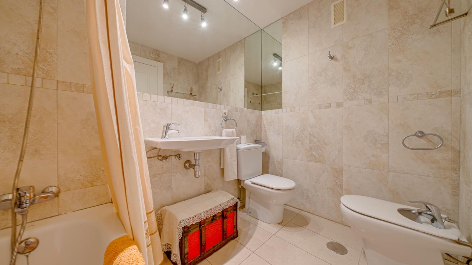 1 soveværelse Lejlighed til salg i Benidorm med swimmingpool - € 315.000 (Ref: 7446587)