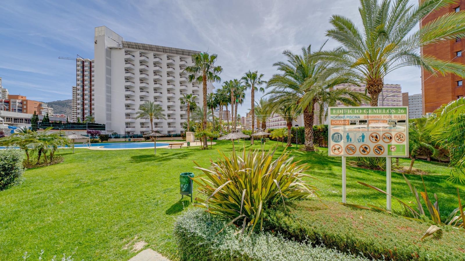 1 soveværelse Lejlighed til salg i Benidorm med swimmingpool - € 315.000 (Ref: 7446587)