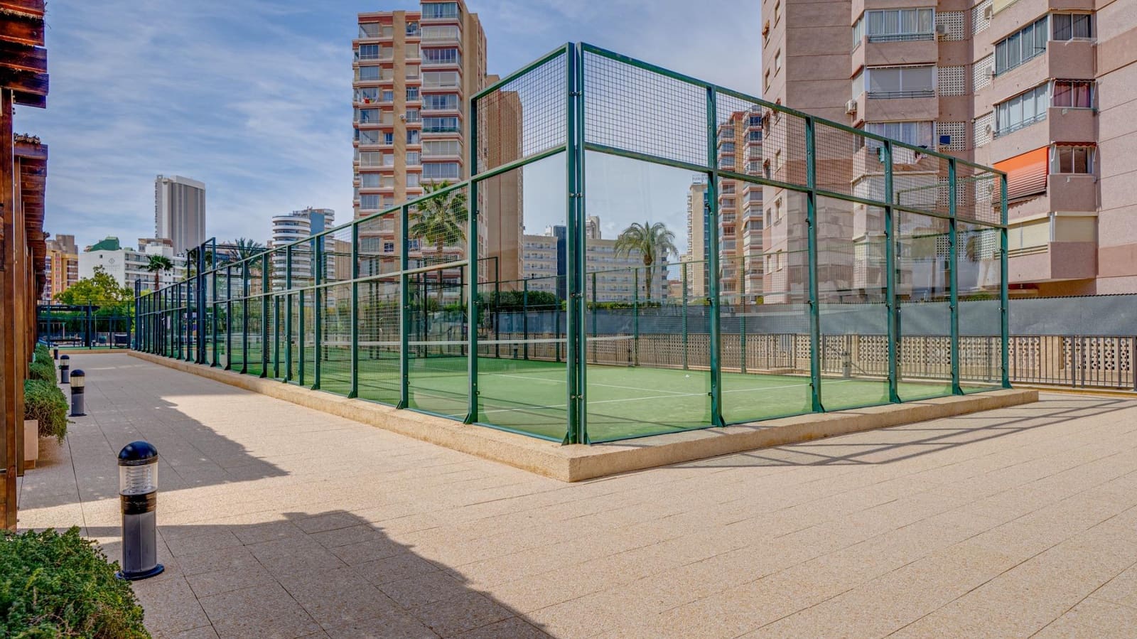 1 soveværelse Lejlighed til salg i Benidorm med swimmingpool - € 315.000 (Ref: 7446587)