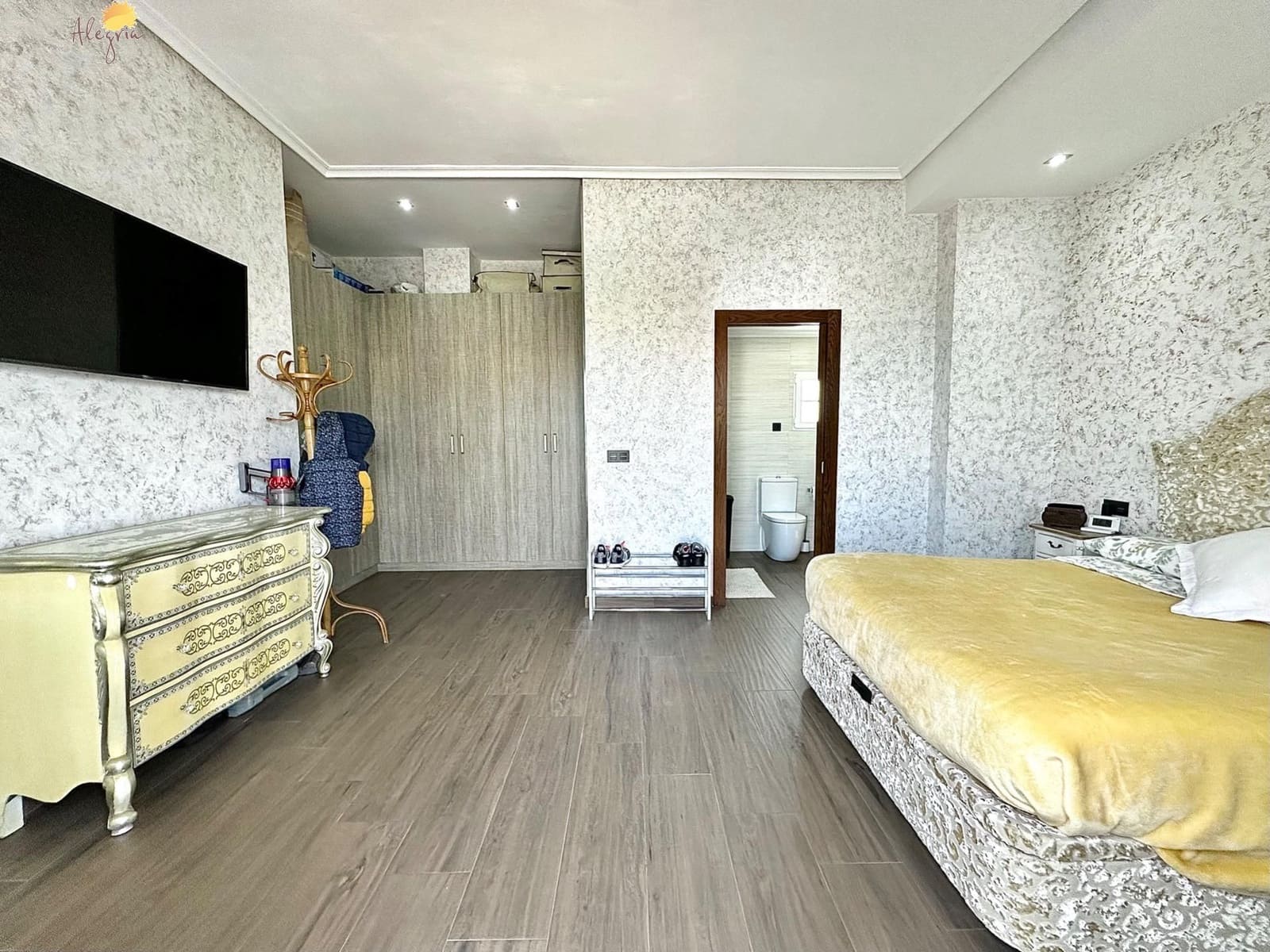 3 bedroom Penthouse for sale in La Mata with pool garage - € 295,000 (Ref: 7470611)