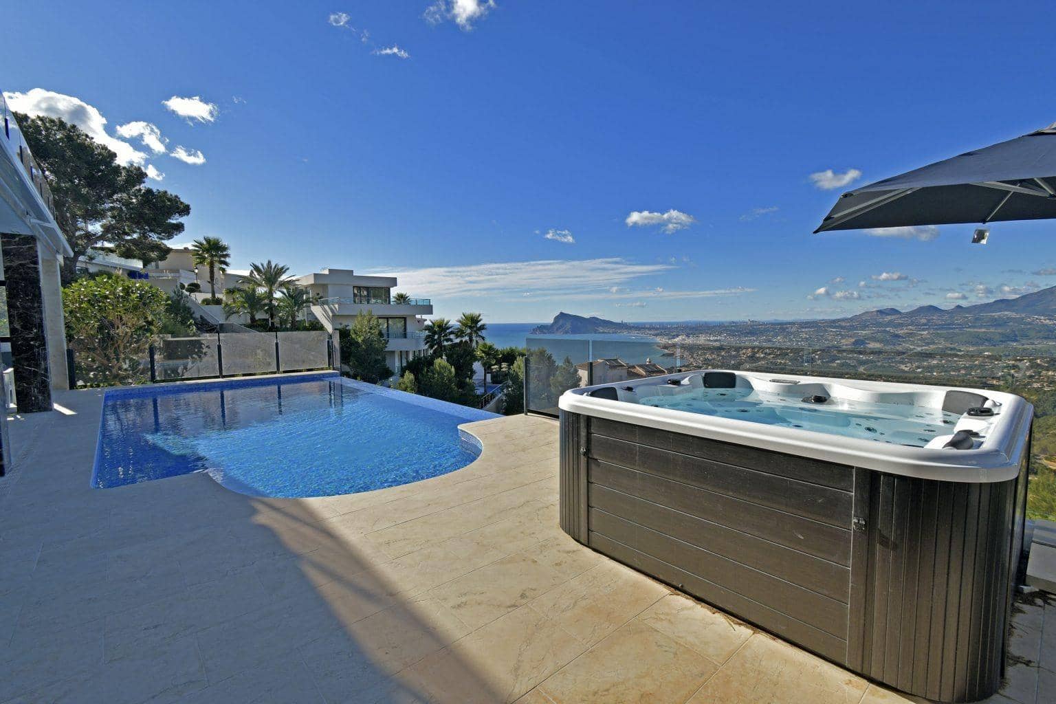 4 sovrum Villa till salu i Altea med pool garage - 2 450 000 € (Ref: 7497217)