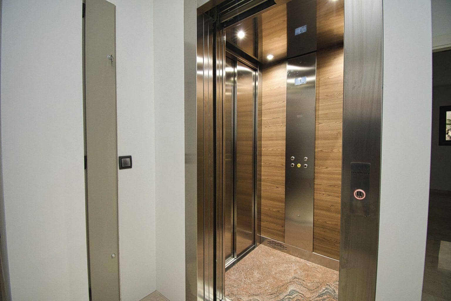 4 sovrum Villa till salu i Altea med pool garage - 2 450 000 € (Ref: 7497217)