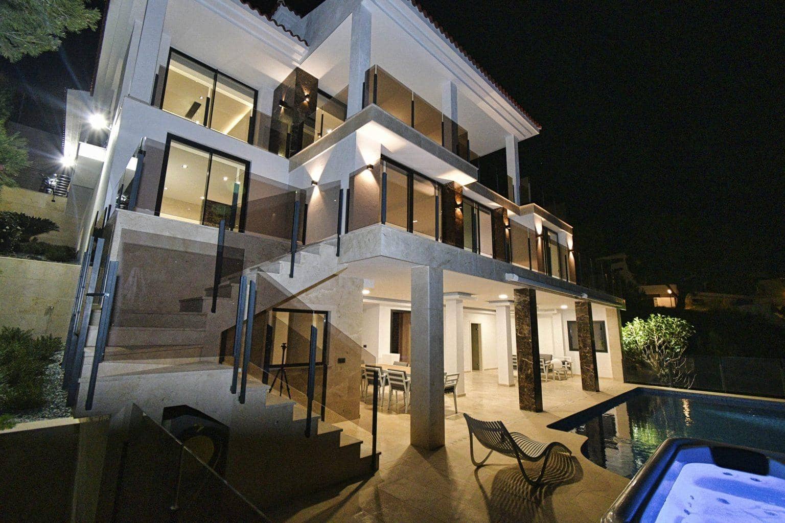 4 sovrum Villa till salu i Altea med pool garage - 2 450 000 € (Ref: 7497217)