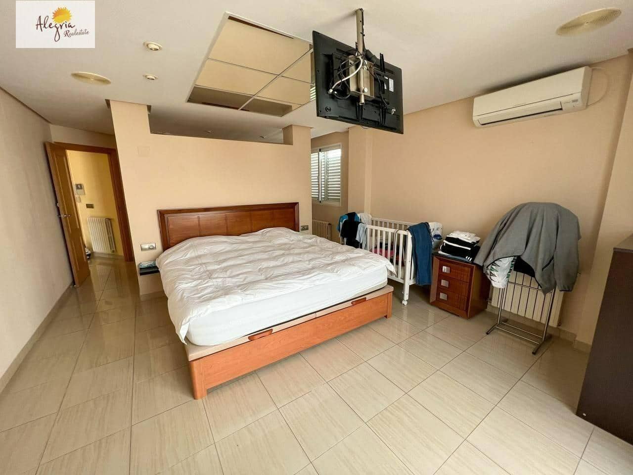 4 slaapkamer Villa te koop in Manises met zwembad garage - € 750.000 (Ref: 7515880)