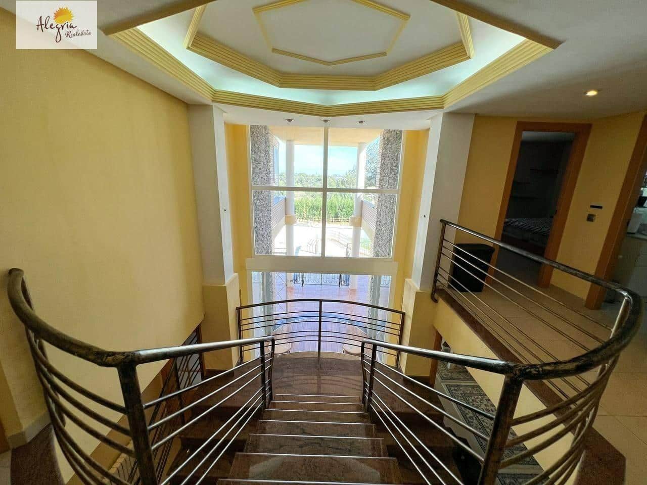 4 slaapkamer Villa te koop in Manises met zwembad garage - € 750.000 (Ref: 7515880)