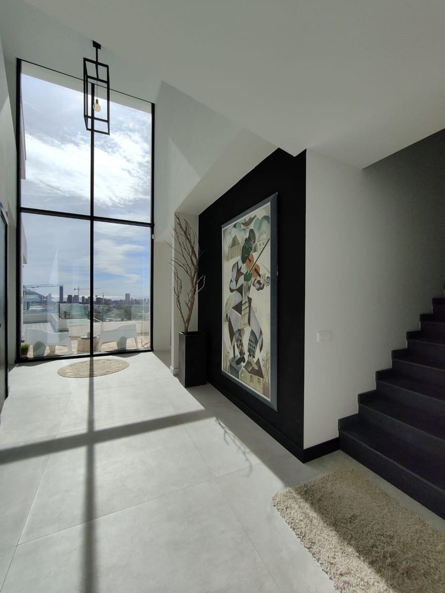 4 makuuhuone Huvila myytävänä paikassa Finestrat mukana uima-altaan 
autotalli - 1 690 000 € (Ref: 7533605)