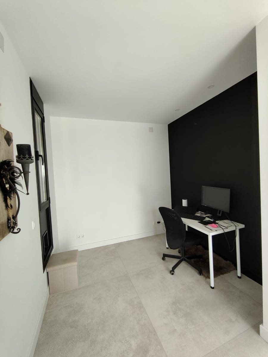 4 makuuhuone Huvila myytävänä paikassa Finestrat mukana uima-altaan 
autotalli - 1 690 000 € (Ref: 7533605)