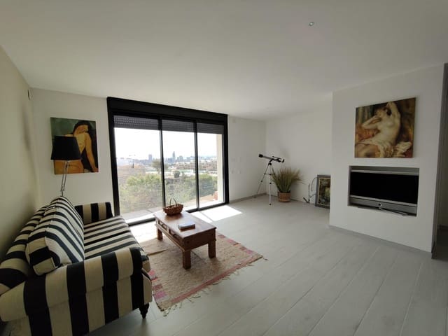 4 makuuhuone Huvila myytävänä paikassa Finestrat mukana uima-altaan 
autotalli - 1 690 000 € (Ref: 7533605)