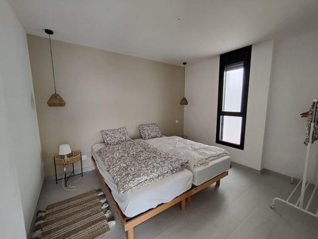 4 makuuhuone Huvila myytävänä paikassa Finestrat mukana uima-altaan 
autotalli - 1 690 000 € (Ref: 7533605)