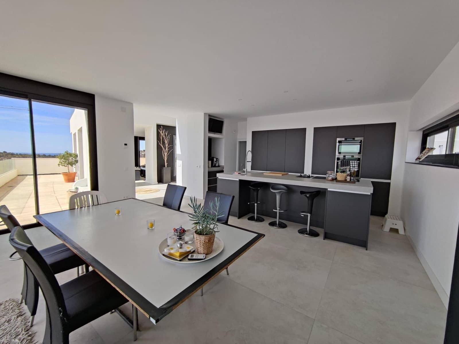 4 makuuhuone Huvila myytävänä paikassa Finestrat mukana uima-altaan 
autotalli - 1 690 000 € (Ref: 7533605)