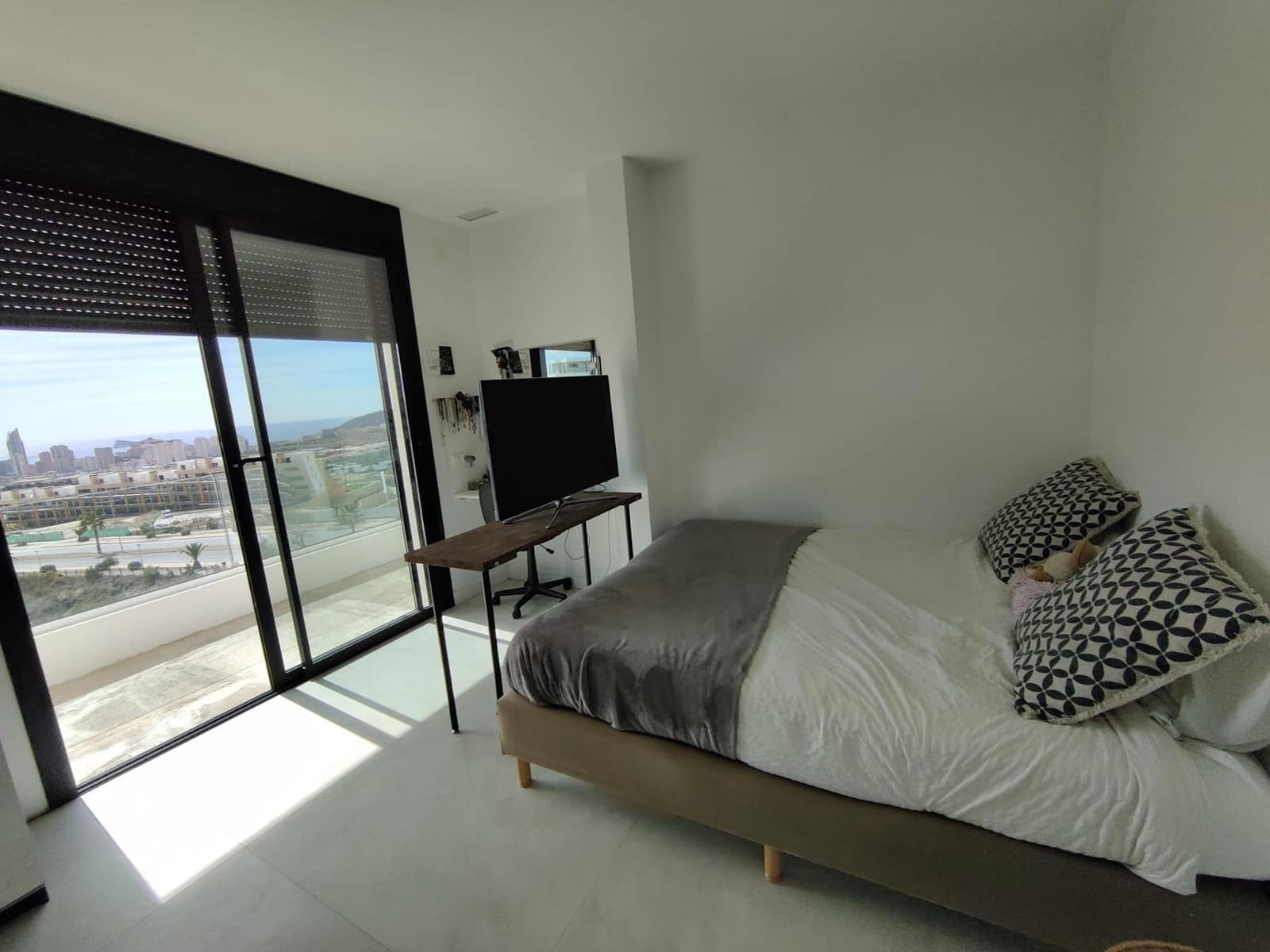 4 makuuhuone Huvila myytävänä paikassa Finestrat mukana uima-altaan 
autotalli - 1 690 000 € (Ref: 7533605)