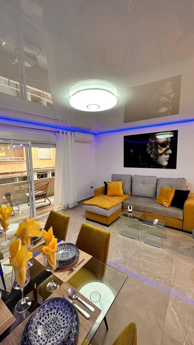 3 camera da letto Appartamento in vendita in Torrevieja - 255.000 € (Rif: 7556292)