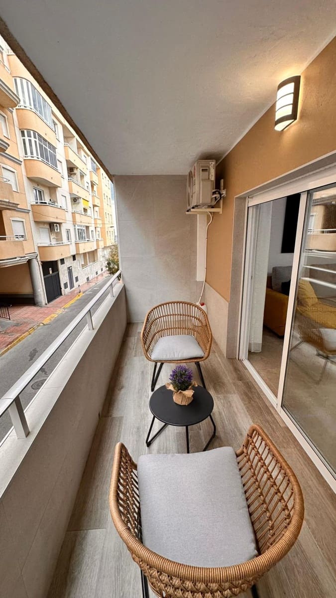 3 camera da letto Appartamento in vendita in Torrevieja - 255.000 € (Rif: 7556292)