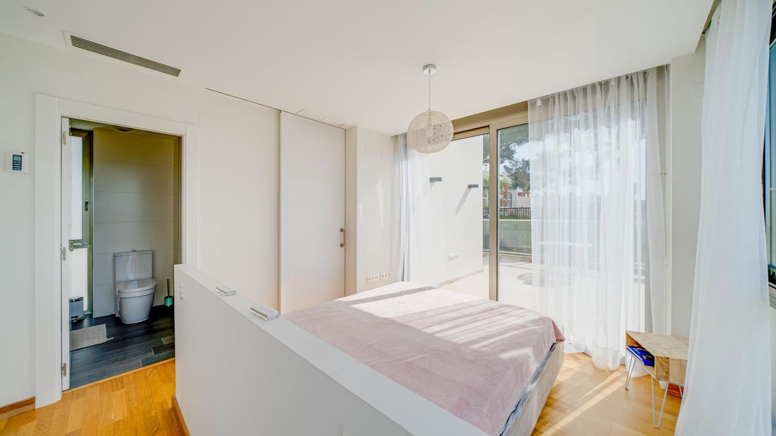 3 sypialnia Willa na sprzedaż w La Villajoyosa / Vila Joiosa z basenem garażem - 900 000 € (Ref: 7563597)