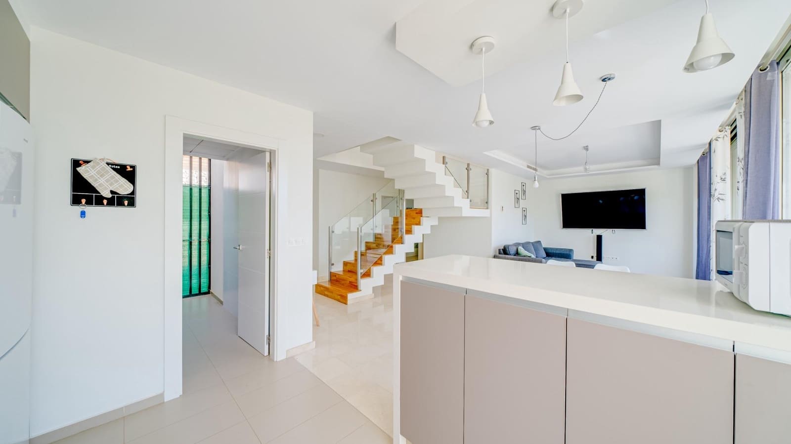 3 sypialnia Willa na sprzedaż w La Villajoyosa / Vila Joiosa z basenem garażem - 900 000 € (Ref: 7563597)