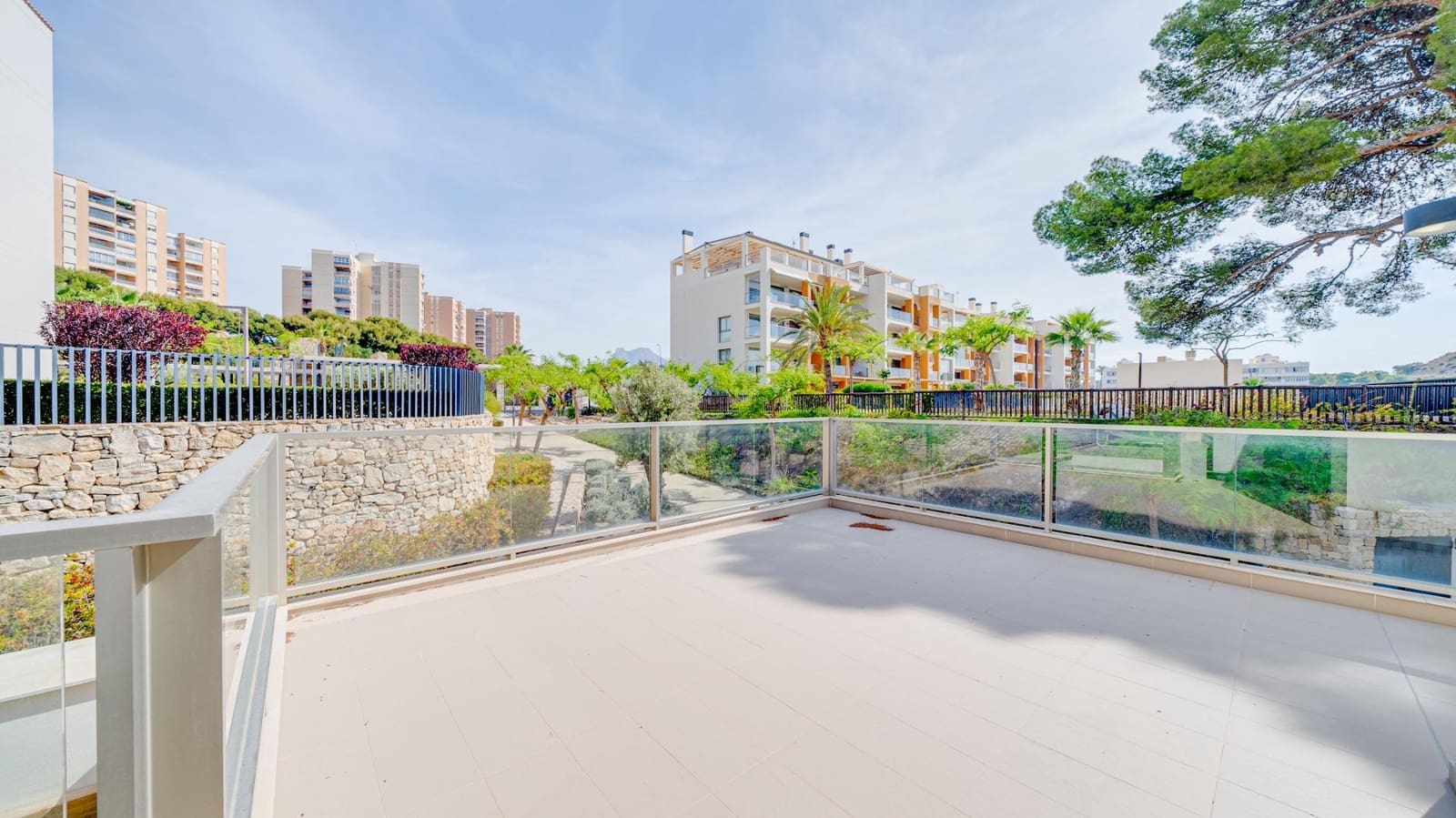 3 sypialnia Willa na sprzedaż w La Villajoyosa / Vila Joiosa z basenem garażem - 900 000 € (Ref: 7563597)