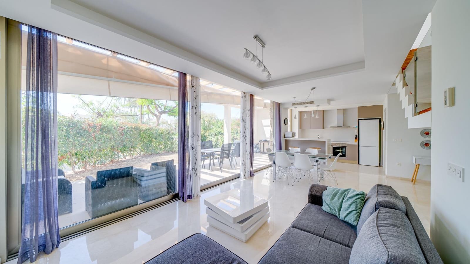 3 sypialnia Willa na sprzedaż w La Villajoyosa / Vila Joiosa z basenem garażem - 900 000 € (Ref: 7563597)