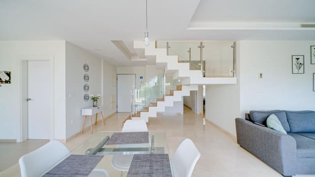 3 bedroom Villa for sale in La Villajoyosa / Vila Joiosa with pool garage - € 900,000 (Ref: 7563597)