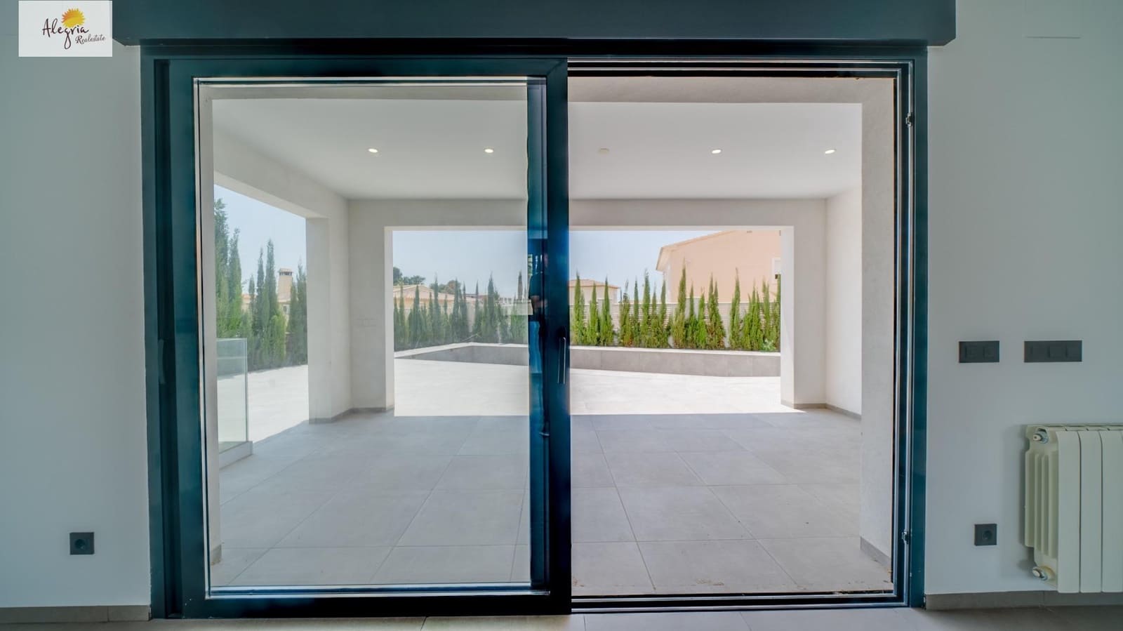 Chalet de 6 habitaciones en Calpe / Calp en venta con piscina garaje - 945.000 € (Ref: 7570341)