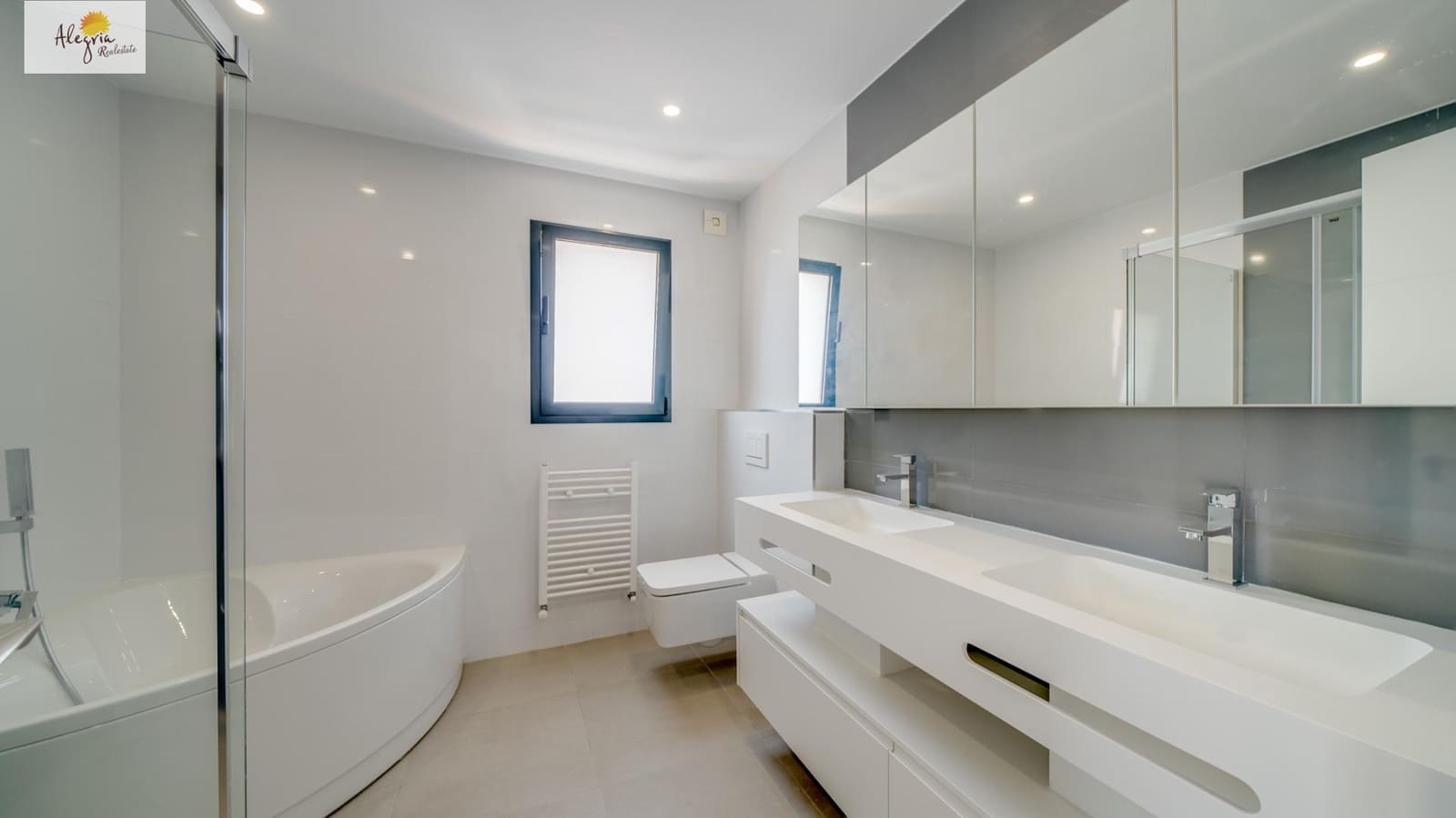 Chalet de 6 habitaciones en Calpe / Calp en venta con piscina garaje - 945.000 € (Ref: 7570341)