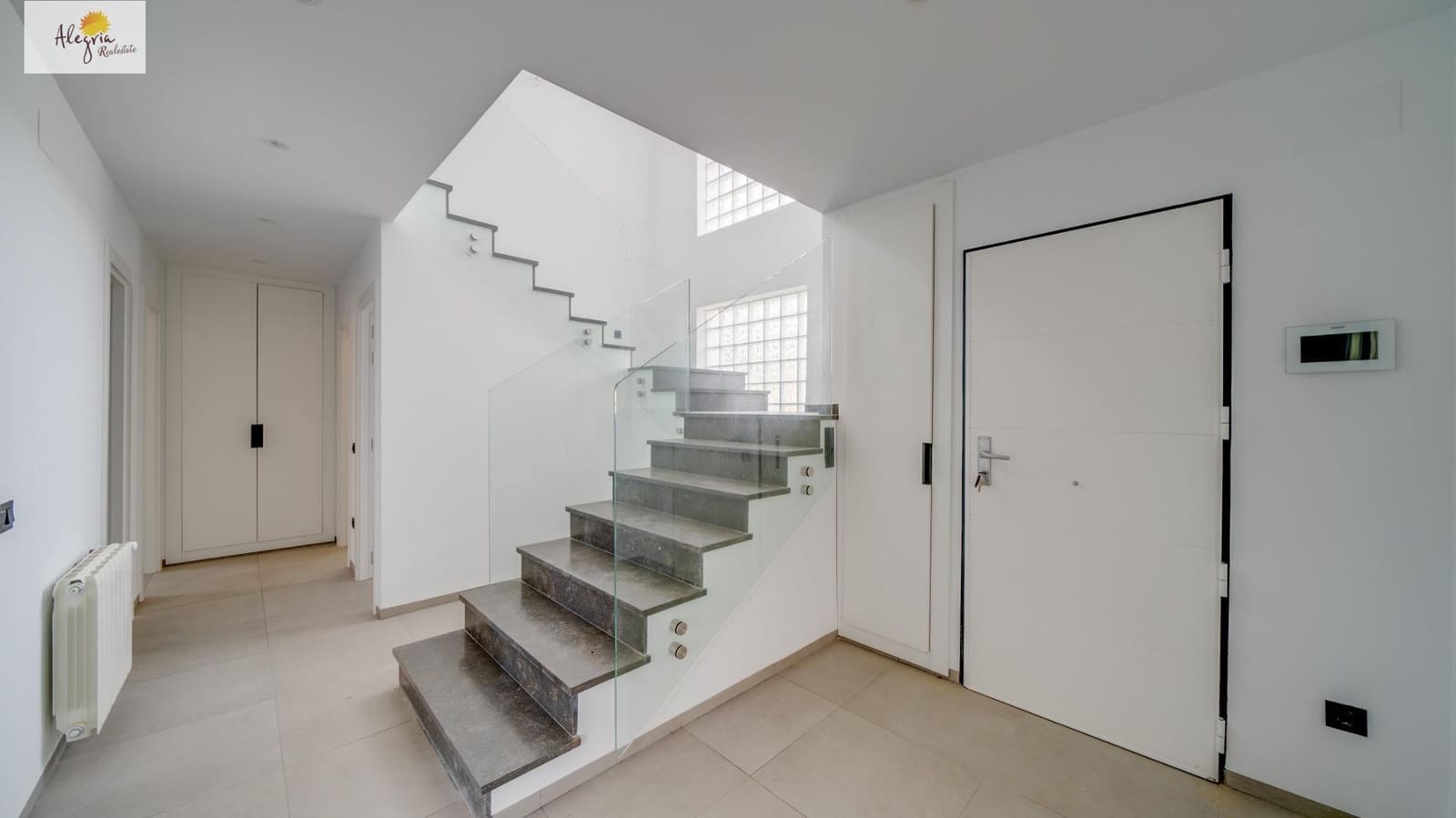 Chalet de 6 habitaciones en Calpe / Calp en venta con piscina garaje - 945.000 € (Ref: 7570341)