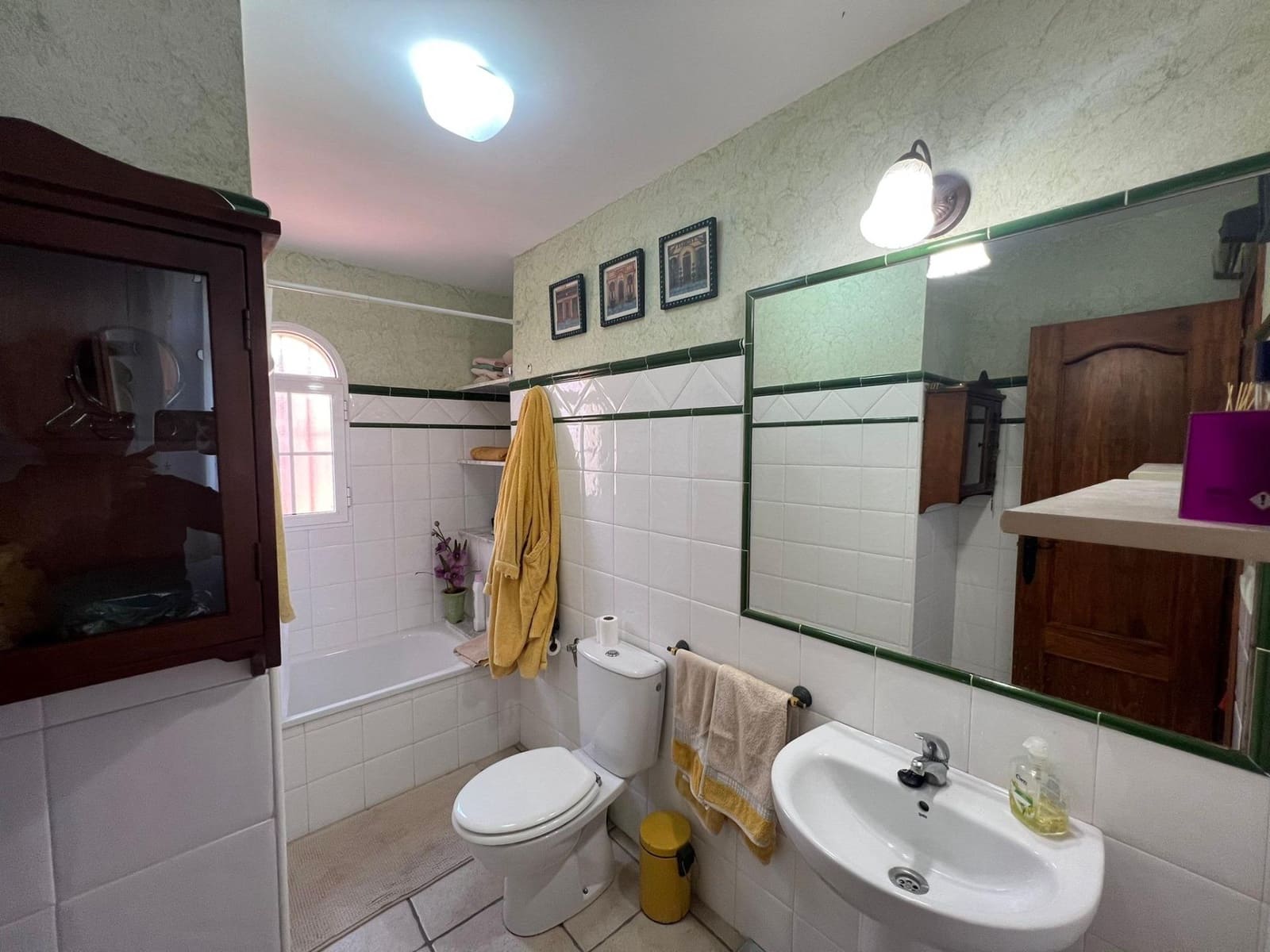 3 bedroom Villa for sale in Orihuela Costa with pool - € 350,000 (Ref: 7674378)