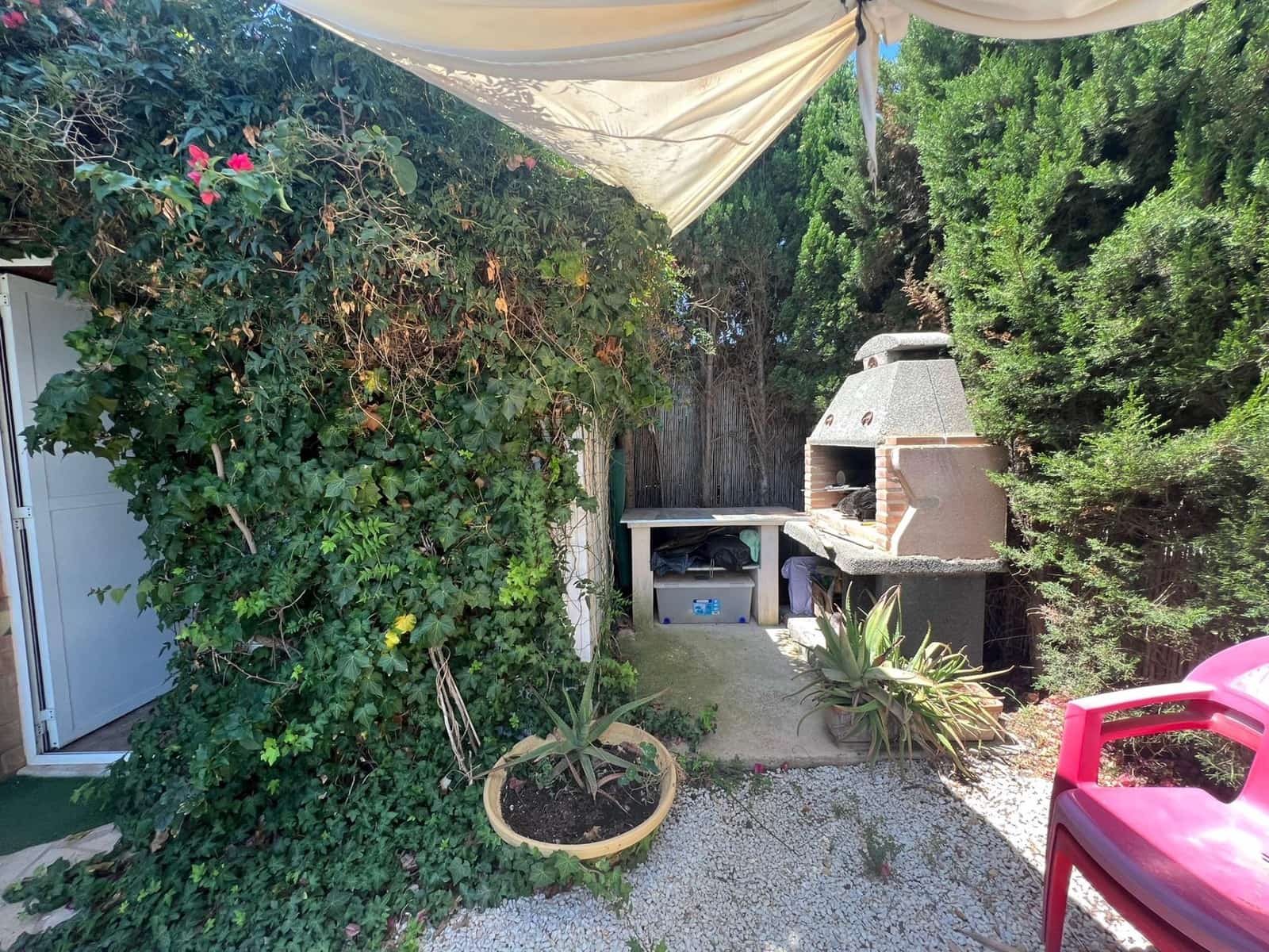 3 bedroom Villa for sale in Orihuela Costa with pool - € 350,000 (Ref: 7674378)