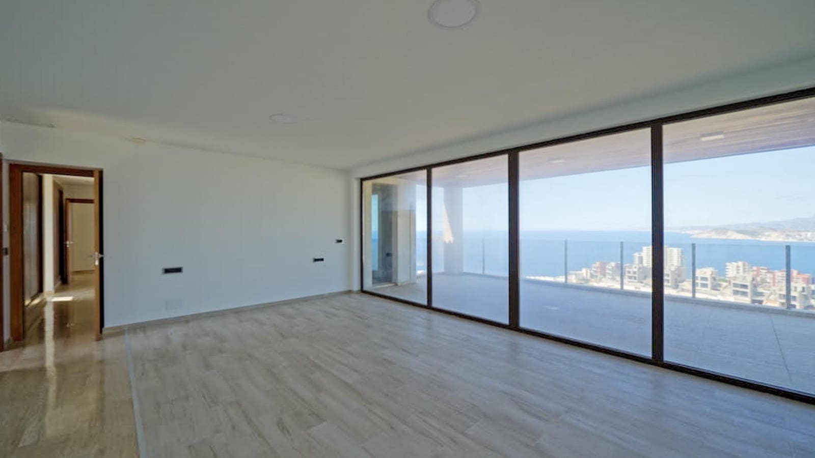 4 soveværelse Villa til salg i Benidorm med swimmingpool garage - € 3.100.000 (Ref: 7682128)