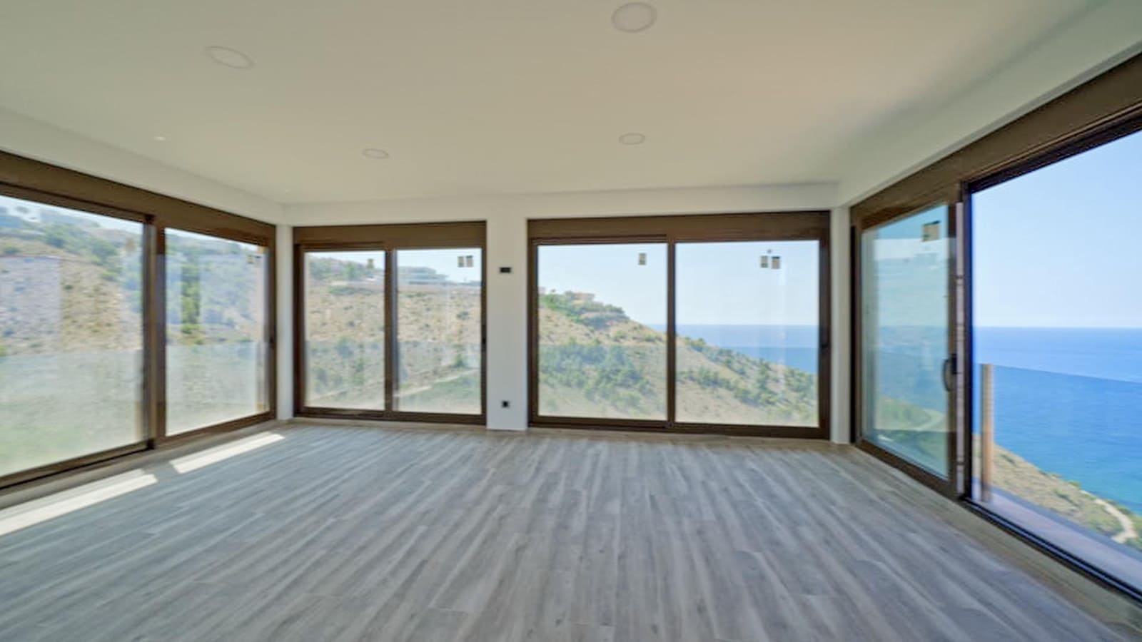 4 soveværelse Villa til salg i Benidorm med swimmingpool garage - € 3.100.000 (Ref: 7682128)