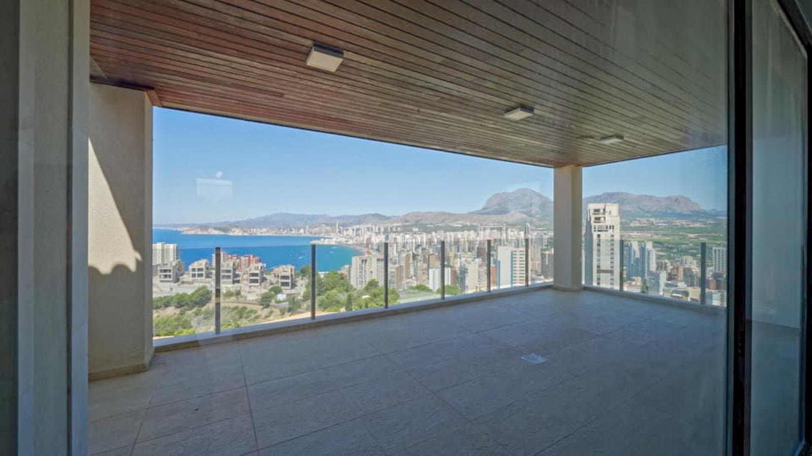 4 soveværelse Villa til salg i Benidorm med swimmingpool garage - € 3.100.000 (Ref: 7682128)