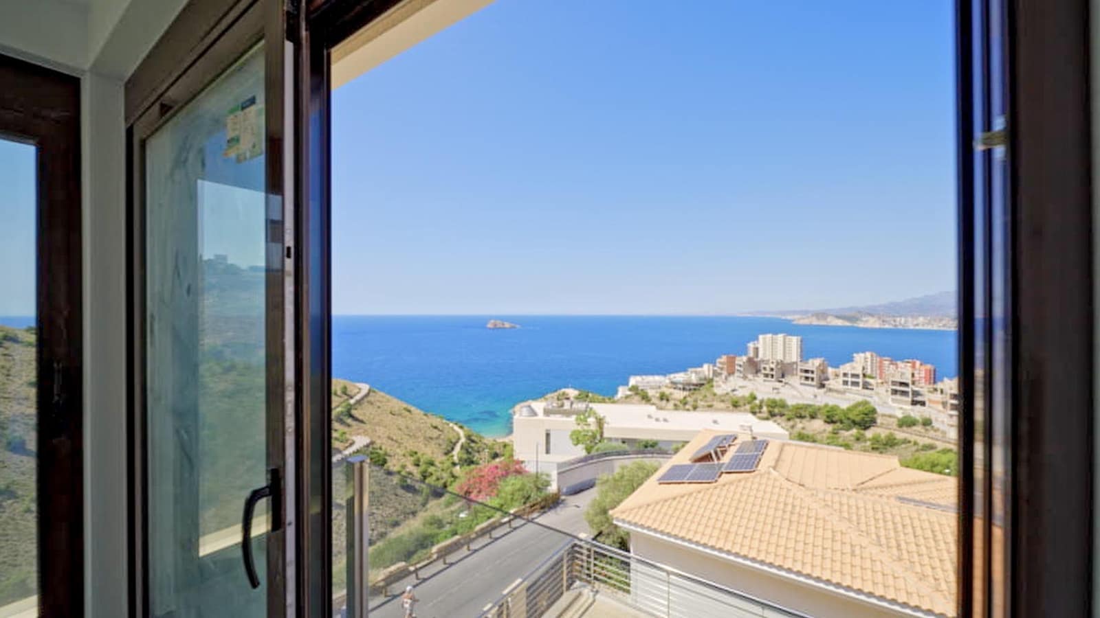 4 soveværelse Villa til salg i Benidorm med swimmingpool garage - € 3.100.000 (Ref: 7682128)