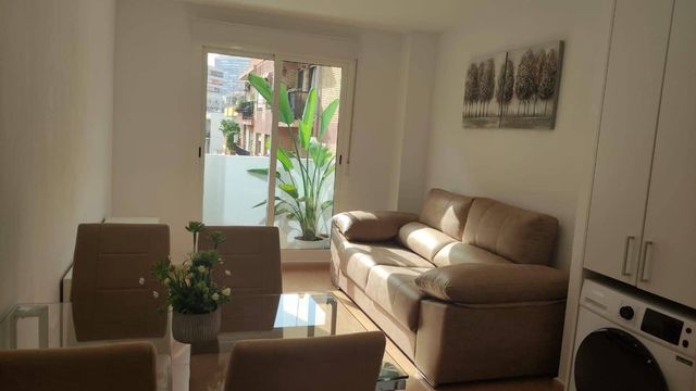 2 slaapkamer Appartement te koop in Alicante stad - € 249.000 (Ref: 7692745)