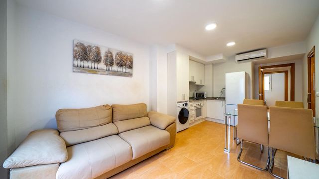 2 slaapkamer Appartement te koop in Alicante stad - € 249.000 (Ref: 7692745)