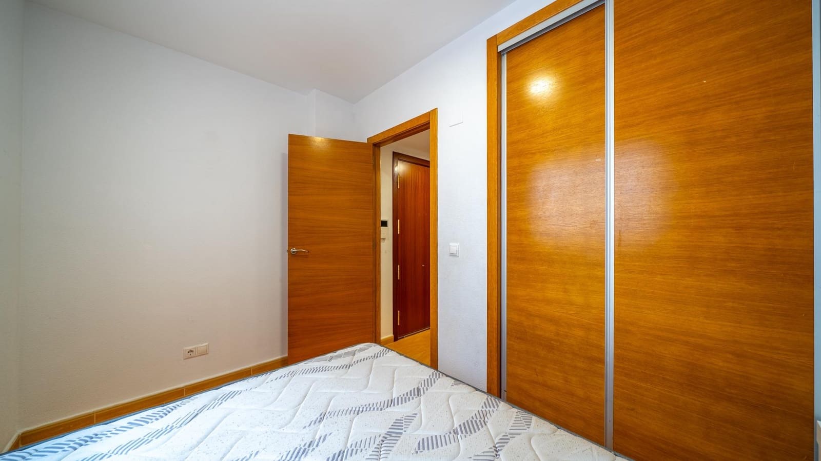 2 slaapkamer Appartement te koop in Alicante stad - € 249.000 (Ref: 7692745)