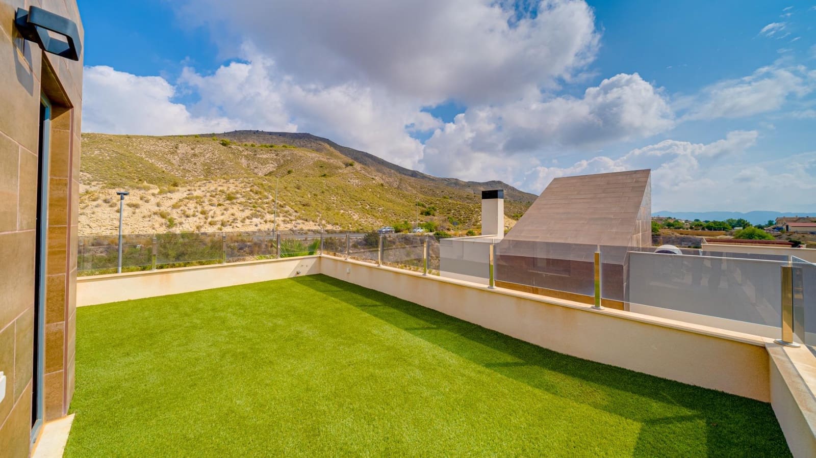 3 bedroom Villa for sale in Finestrat with pool - € 685,000 (Ref: 7776912)