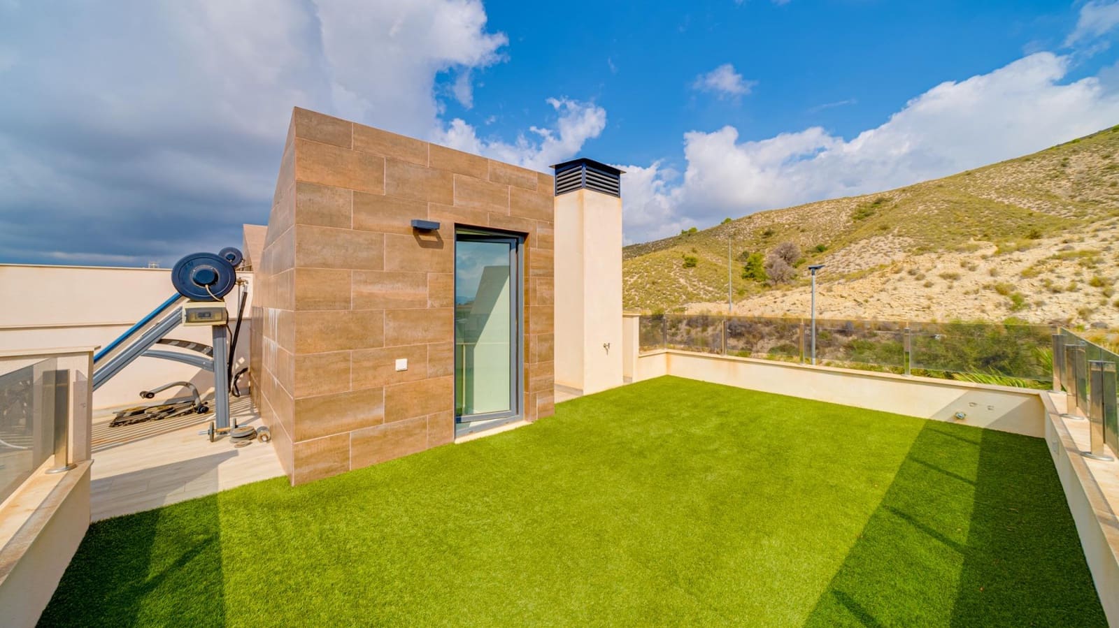 3 bedroom Villa for sale in Finestrat with pool - € 685,000 (Ref: 7776912)