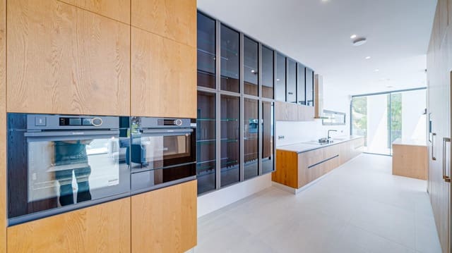 Chalet de 5 habitaciones en Altea en venta con piscina garaje - 4.800.000 € (Ref: 7777991)