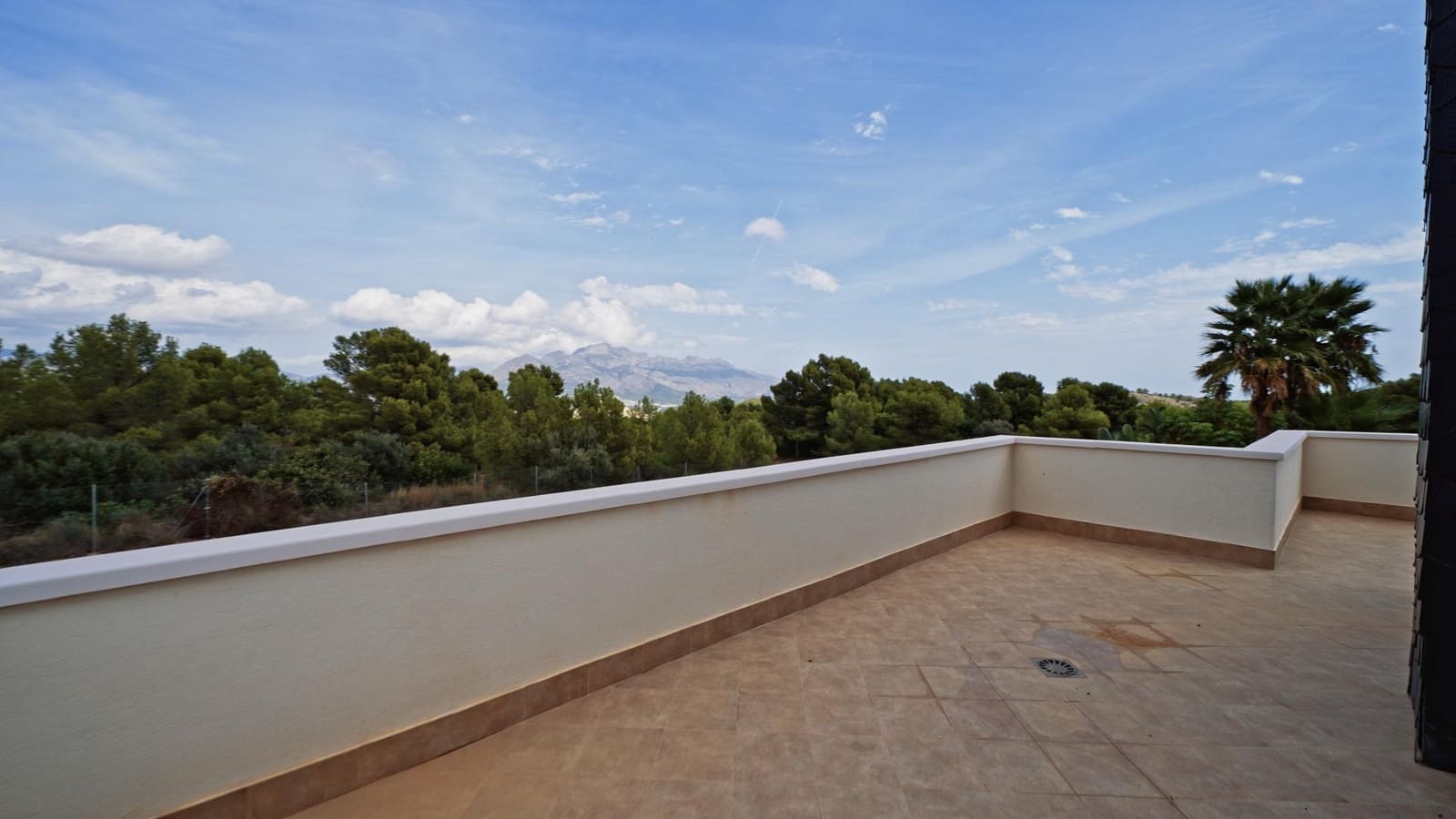 3 bedroom Villa for sale in Polop with pool - € 630,000 (Ref: 7826250)