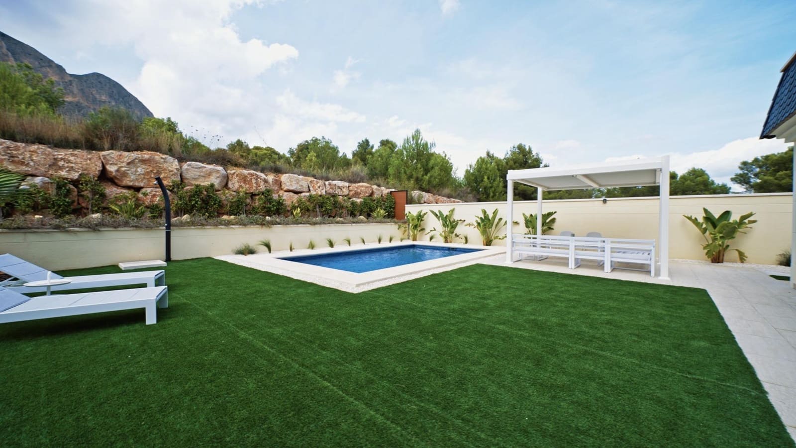 3 bedroom Villa for sale in Polop with pool - € 630,000 (Ref: 7826250)