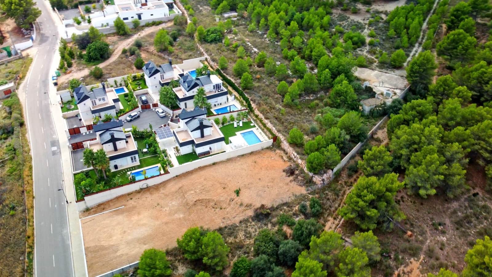 3 bedroom Villa for sale in Polop with pool - € 630,000 (Ref: 7826250)