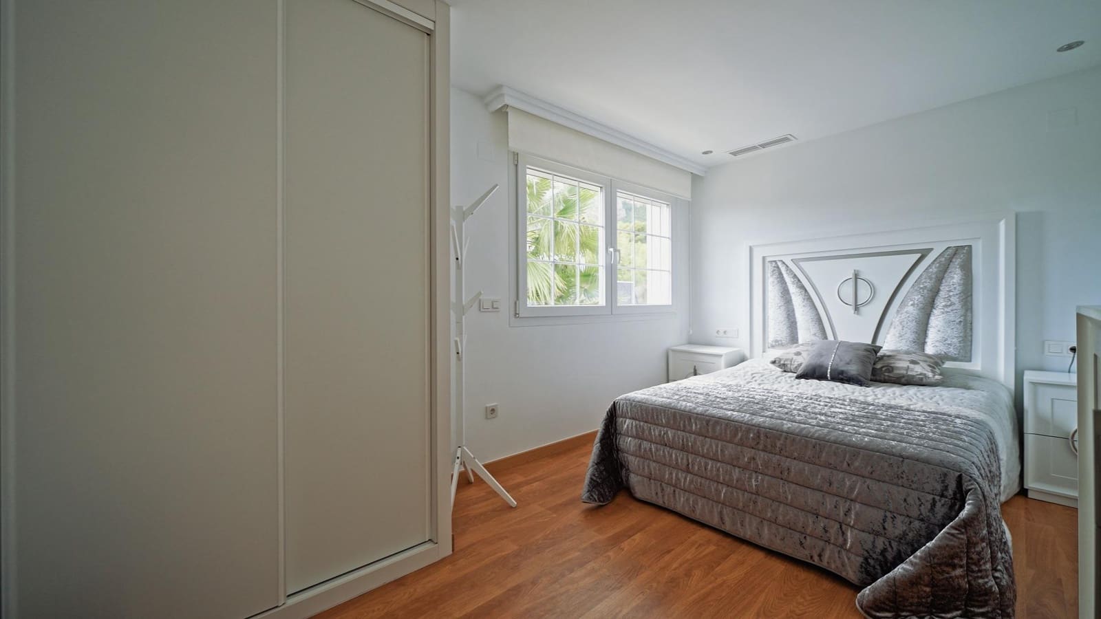 3 bedroom Villa for sale in Polop with pool - € 630,000 (Ref: 7826250)