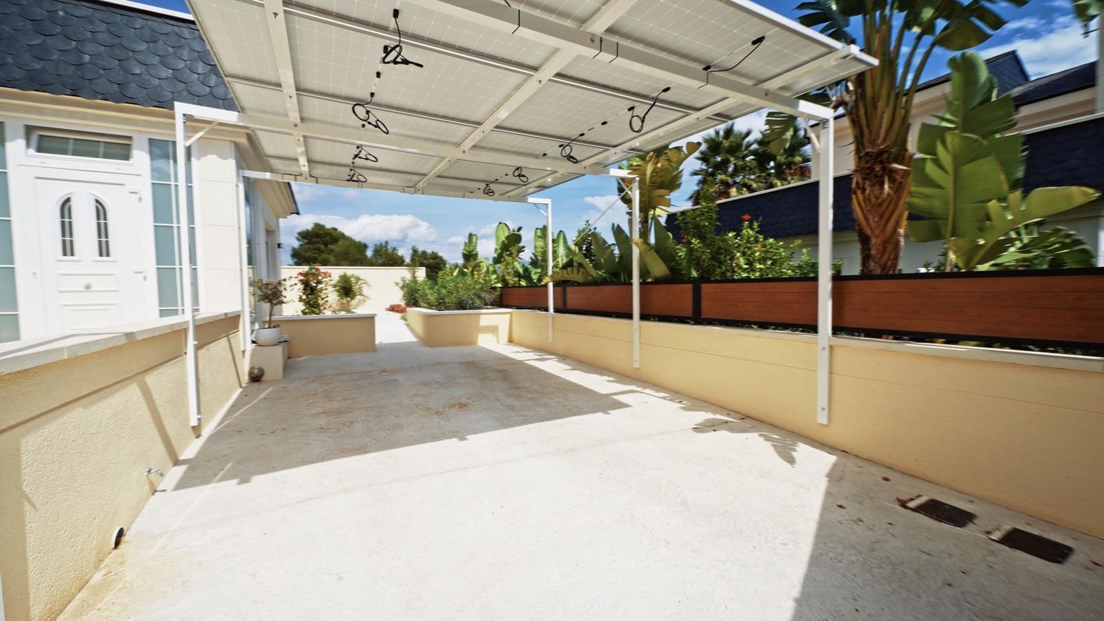 3 bedroom Villa for sale in Polop with pool - € 630,000 (Ref: 7826250)