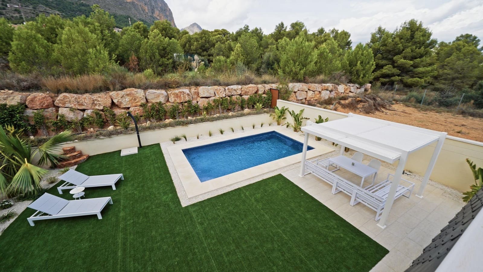 3 bedroom Villa for sale in Polop with pool - € 630,000 (Ref: 7826250)