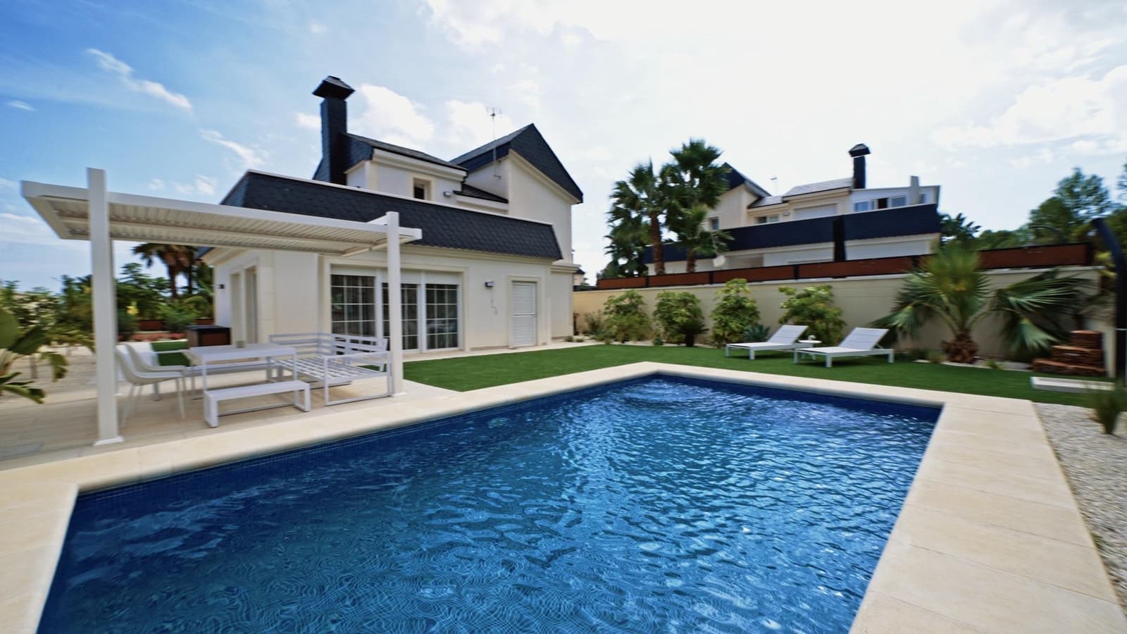 3 bedroom Villa for sale in Polop with pool - € 630,000 (Ref: 7826250)