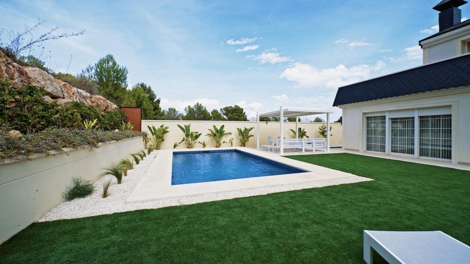 3 bedroom Villa for sale in Polop with pool - € 630,000 (Ref: 7826250)