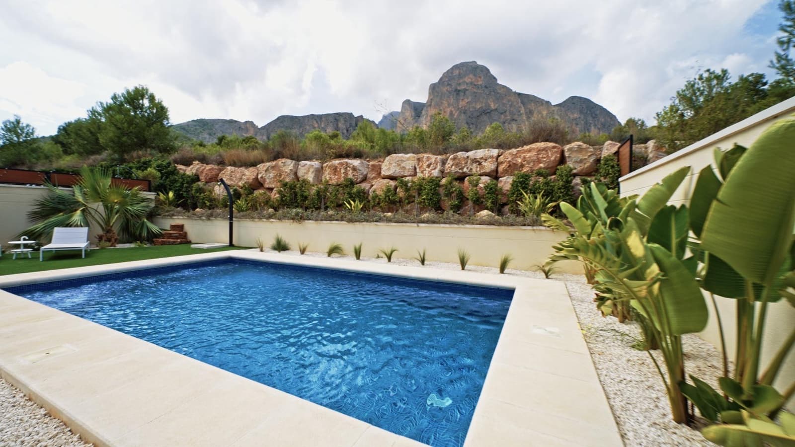 3 bedroom Villa for sale in Polop with pool - € 630,000 (Ref: 7826250)