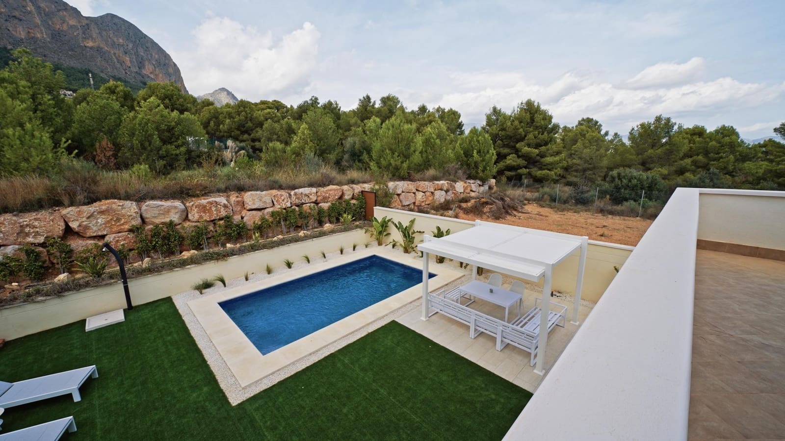 3 bedroom Villa for sale in Polop with pool - € 630,000 (Ref: 7826250)