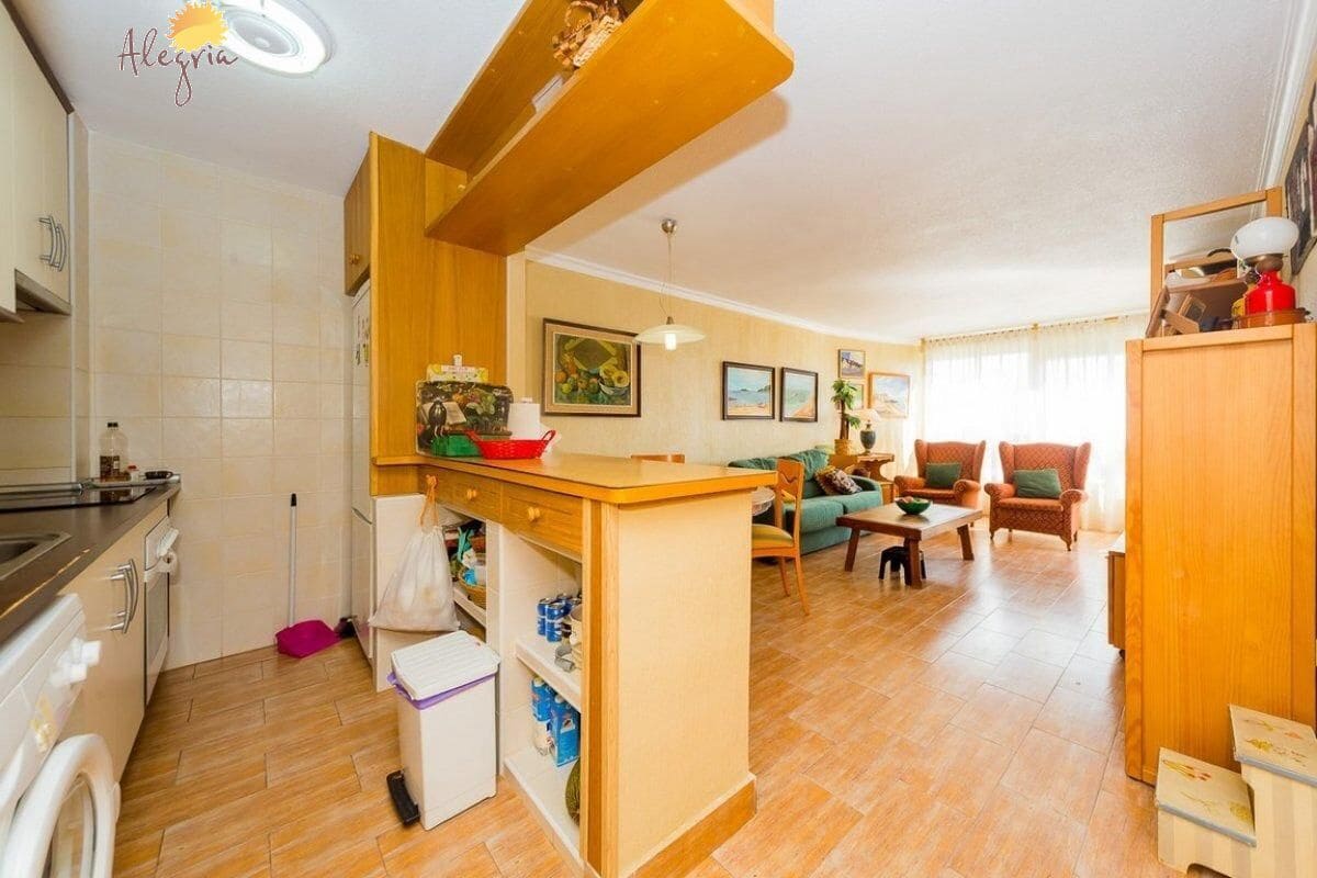 2 soverom Penthouse til salgs i Torrevieja med svømmebasseng - € 465 900 (Ref: 7840034)